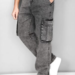 Baggy Fit 6-Pocket Cargo Jeans: 04
